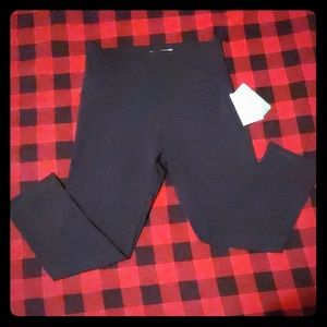 Forever 21 yoga pants brand new